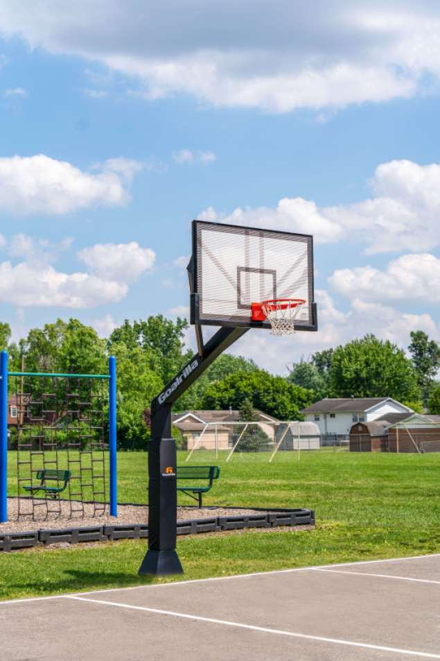 InGround Basketballanlage Fixed Height von Goalrilla
